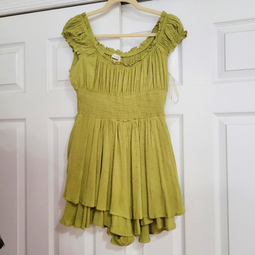 NWOT! Green / Olive Flouncy Romper Dress w/ Shirred Waist